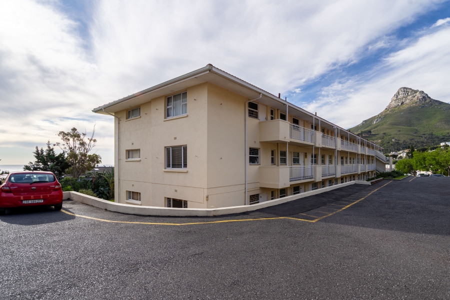 To Let 3 Bedroom Property for Rent in Camps Bay Western Cape